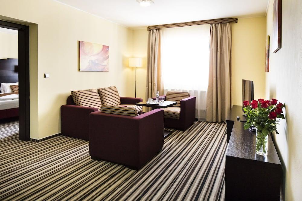 Parkhotel Plzen Congress Center Luaran gambar
