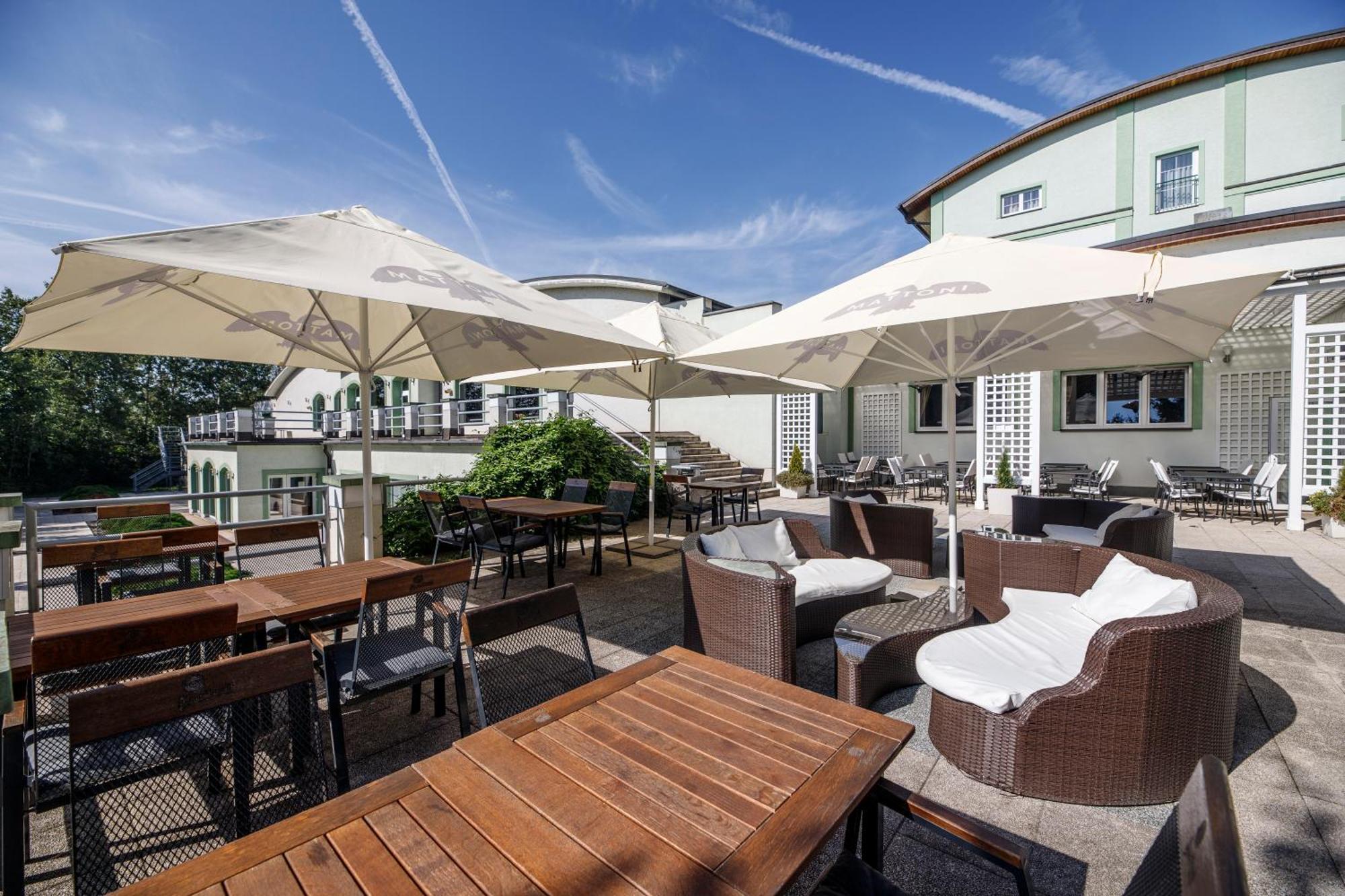 Parkhotel Plzen Congress Center Luaran gambar
